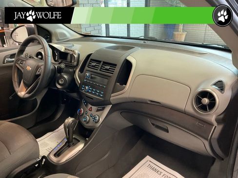 Used 2014 Chevrolet Sonic LS FWD image 16