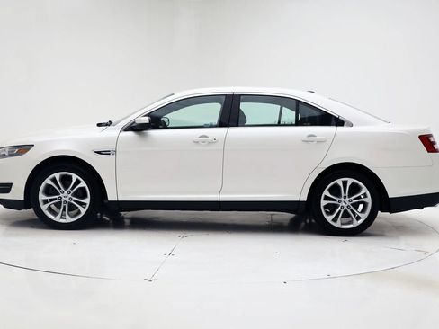 Used 2013 Ford Taurus SEL image 6