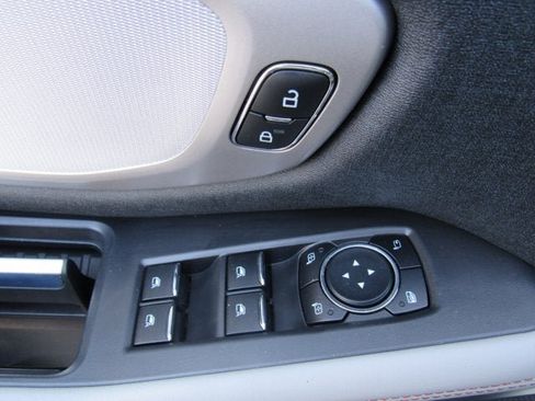 Used 2025 Ford Expedition Active AWD/4WD image 9