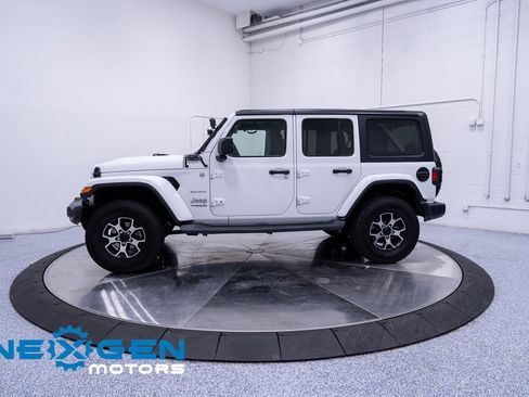 Used 2020 Jeep Wrangler Unlimited Sahara image 27