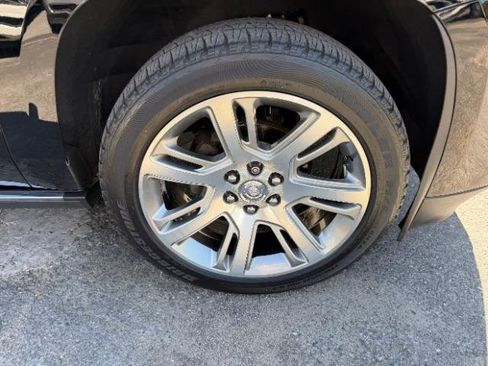 Used 2015 Cadillac Escalade ESV Premium image 12