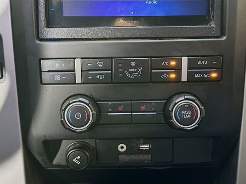 Used 2011 Ford F150 FX4 w/ FX Luxury Pkg AWD/4WD image 18