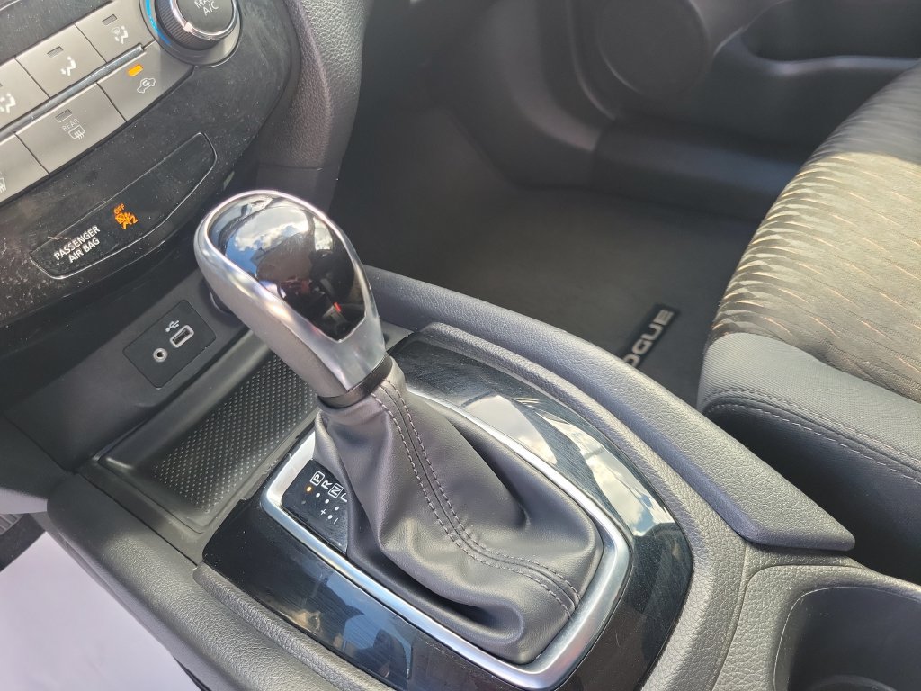 Used 2018 Nissan Rogue S FWD image 28