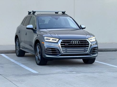 Used 2018 Audi SQ5 Premium Plus AWD/4WD image 9