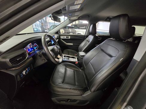 Used 2022 Ford Explorer Limited w/ Hybrid Equipment Group 310A RWD image 20