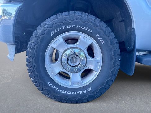 Used 2016 Ford F250 XLT w/ XLT Value Package AWD/4WD image 12