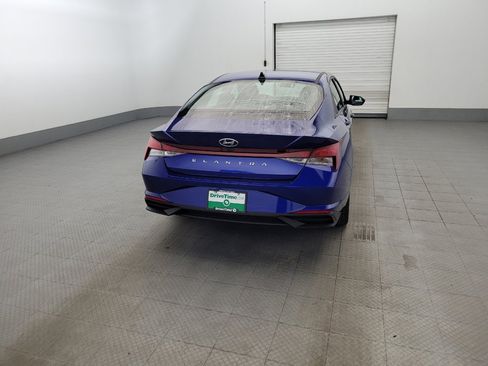 Used 2023 Hyundai Elantra SEL w/ Convenience Package FWD image 7