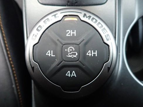 Certified 2021 Ford Bronco Badlands image 24