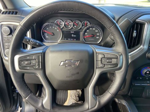 Used 2022 Chevrolet Silverado 1500 RST w/ Z71 Off-Road Package image 18