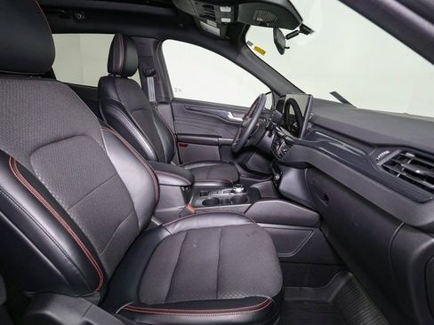 Used 2023 Ford Escape ST-Line w/ Tech Pack #1 image 17