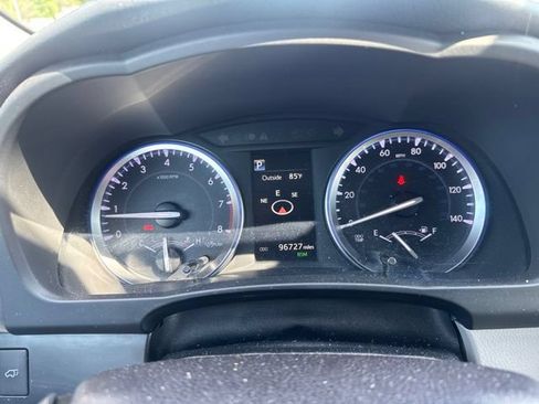 Used 2017 Toyota Highlander XLE FWD image 11