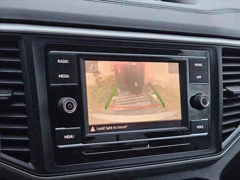 Used 2021 Volkswagen Atlas S image 11