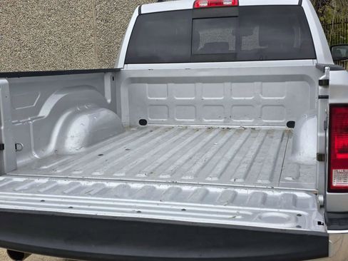 Used 2018 RAM 1500 Lone Star image 4