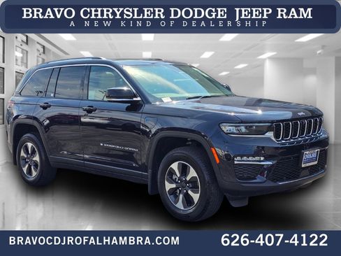 Used 2023 Jeep Grand Cherokee 4WD 4xe w/ Luxury Tech Group II image 1