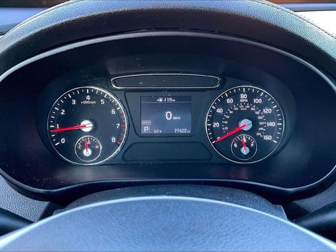 Used 2019 Kia Sorento LX w/ LX Convenience Package FWD image 20