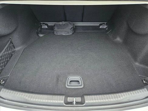 Used 2023 Mercedes-Benz C 300 Sedan image 6