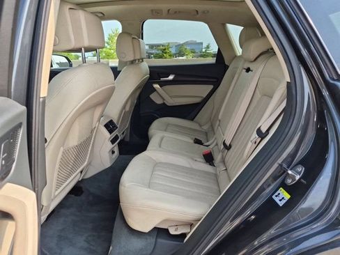 Used 2018 Audi Q5 2.0T Premium Plus AWD/4WD image 10