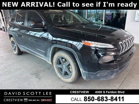 Used 2017 Jeep Cherokee Sport FWD image 1