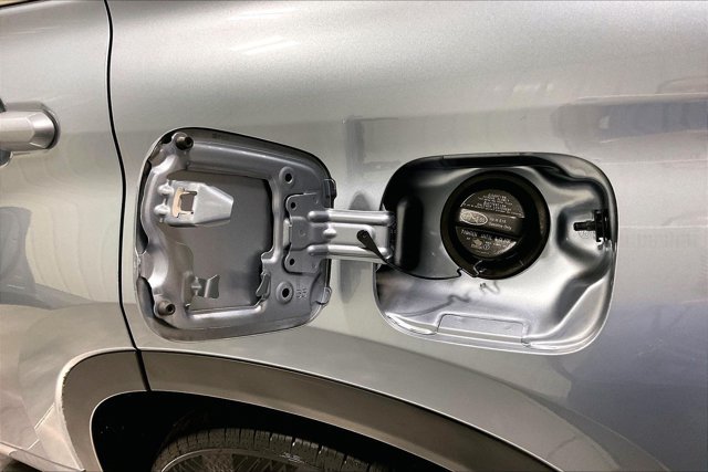Certified 2024 Toyota Highlander XLE AWD/4WD image 44