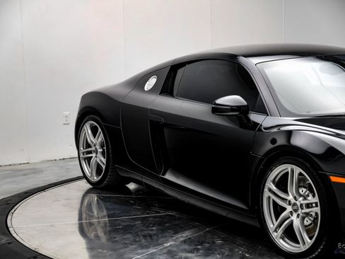 Used 2008 Audi R8 V8 image 22