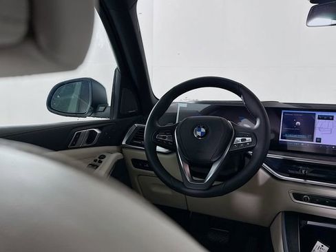 New 2026 BMW X5 xDrive50e AWD/4WD image 11