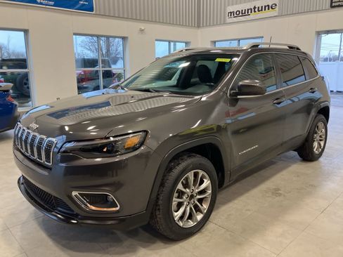 Used 2020 Jeep Cherokee Latitude Plus w/ Cold Weather Group image 1