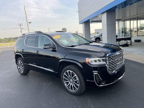 Used 2022 GMC Acadia Denali w/ Denali Ultimate Package image 7