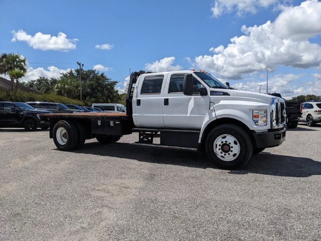 Used 2021 Ford F750 2WD Crew Cab Super Duty image 2