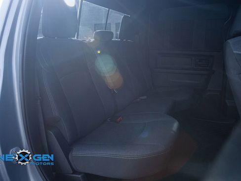 Used 2024 RAM 3500 Tradesman w/ Convenience Group AWD/4WD image 34