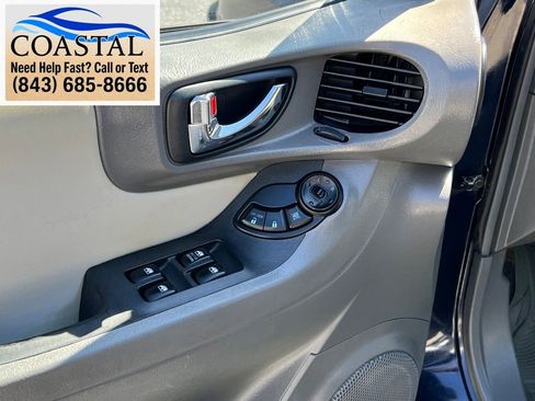 Used 2005 Hyundai Santa Fe GLS FWD image 6