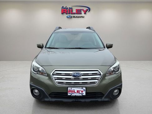 Used 2016 Subaru Outback 2.5i Premium image 8