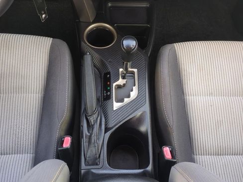 Used 2015 Toyota RAV4 XLE image 18