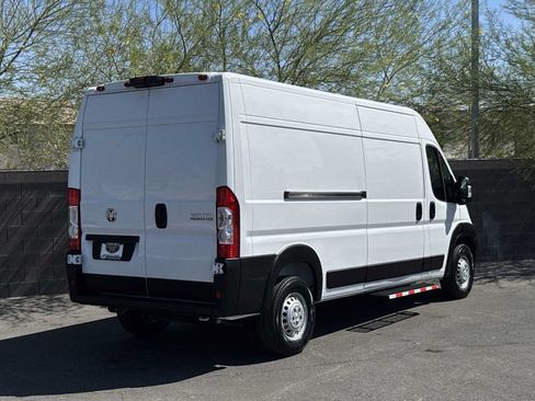 Used 2025 RAM ProMaster 2500 w/ Convenience Group FWD image 8