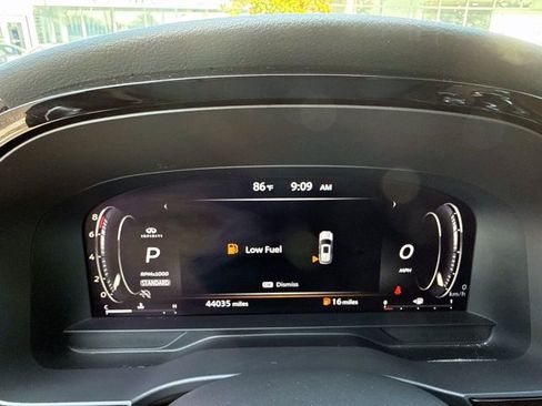 Used 2023 INFINITI QX60 Sensory w/ Vision Package FWD image 31