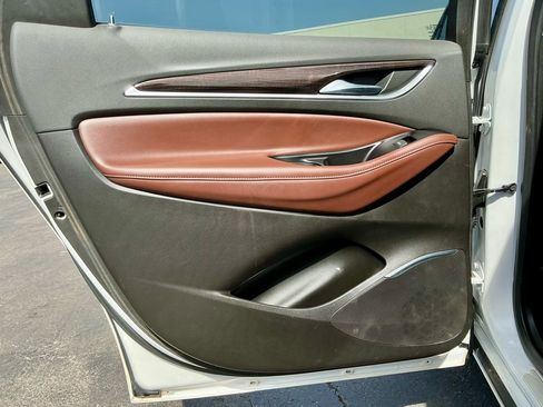 Used 2020 Buick Enclave Avenir w/ Avenir Technology Package image 30