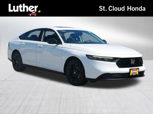 New 2025 Honda Accord SE image 1