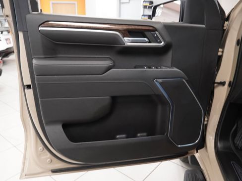 Used 2022 GMC Sierra 1500 Elevation image 16