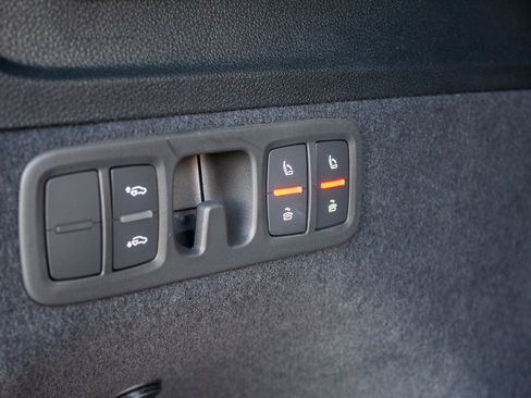 Used 2025 Audi SQ7 Prestige image 24