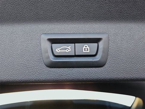 Used 2021 BMW X3 xDrive30i w/ Convenience Package image 24