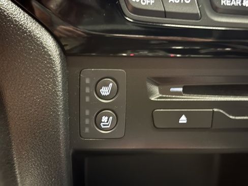 Used 2022 Honda Pilot Black Edition image 35