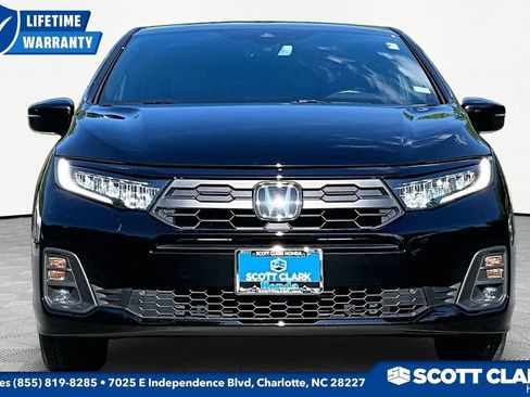 Used 2025 Honda Odyssey Sport-L image 2