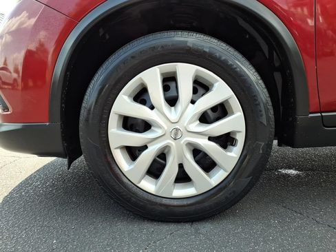 Used 2016 Nissan Rogue S AWD/4WD image 19