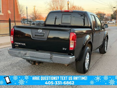 Used 2019 Nissan Frontier SV image 12
