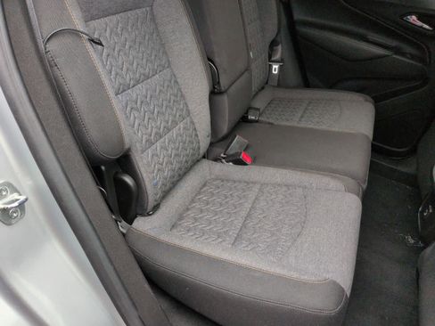 Used 2022 Chevrolet Equinox LT image 22