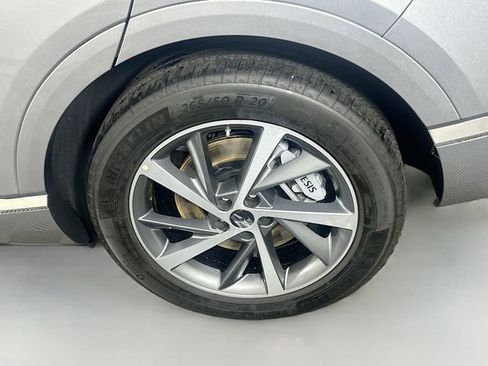 Certified 2026 Genesis GV80 2.5T Advanced image 34