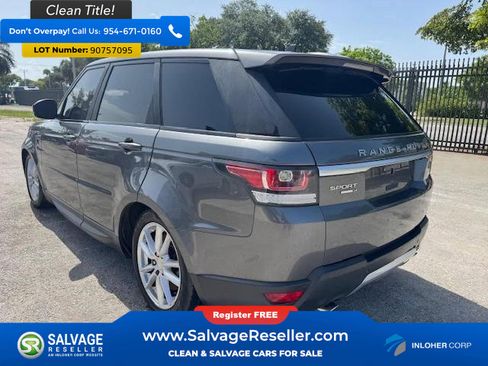 Used 2016 Land Rover Range Rover Sport SE image 3