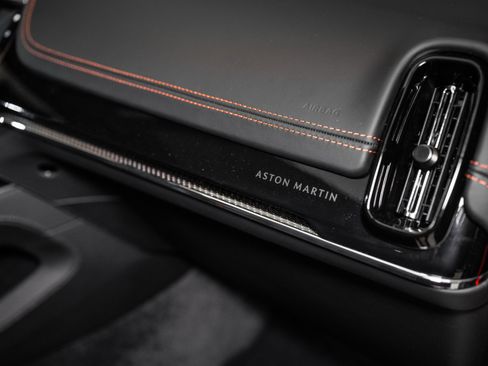 Used 2025 Aston Martin DBX 707 image 52