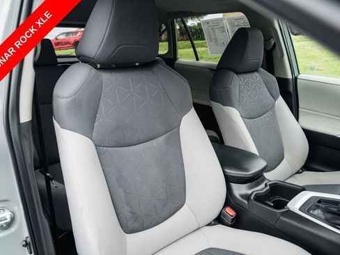 Certified 2023 Toyota RAV4 XLE w/ Convenience Package FWD image 30