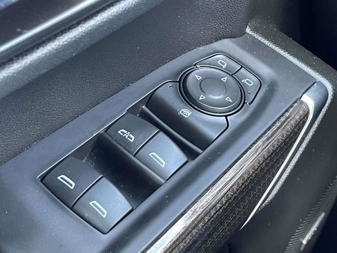 Certified 2021 Chevrolet Silverado 1500 LT Trail Boss w/ Convenience Package II AWD/4WD image 27