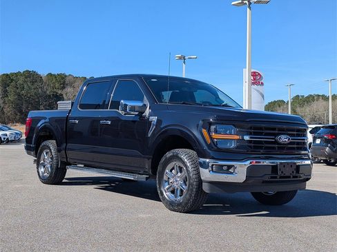 Used 2024 Ford F150 XLT w/ Equipment Group 302A MID image 7